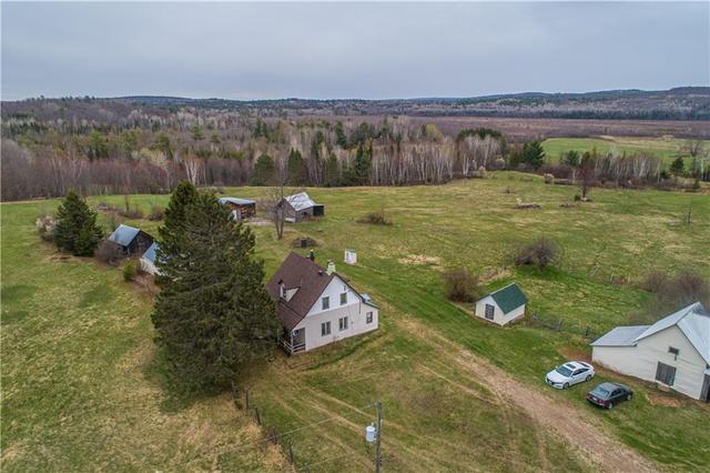 725 Peplinski Homestead Road, House detached with 5 bedrooms, 2 bathrooms and 10 parking in Madawaska Valley ON | Image 27