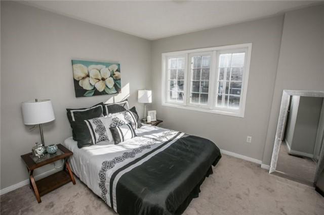 105 Weston Rd, Townhouse with 2 bedrooms, 3 bathrooms and 1 parking in Toronto ON | Image 11