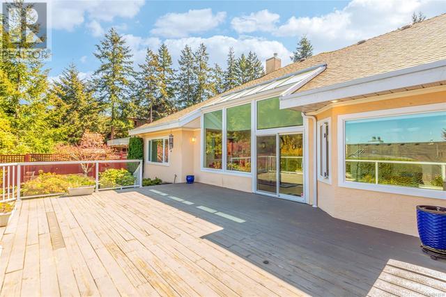 3285 Dolphin Dr, House detached with 4 bedrooms, 3 bathrooms and 6 parking in Nanaimo E BC | Image 67