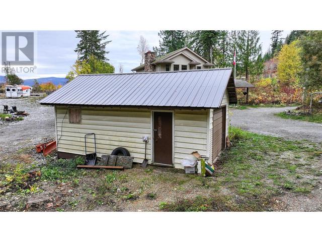 27 Nathan Road, House detached with 3 bedrooms, 2 bathrooms and 13 parking in North Okanagan F BC | Image 25
