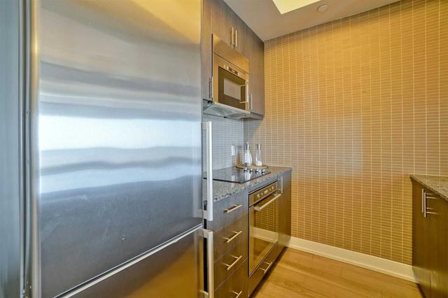 2506 - 6 Eva Rd, Condo with 2 bedrooms, 2 bathrooms and 1 parking in Toronto ON | Image 38