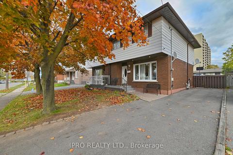 98 Riverdale Dr, House semidetached with 4 bedrooms, 2 bathrooms and 3 parking in Hamilton ON | Card Image