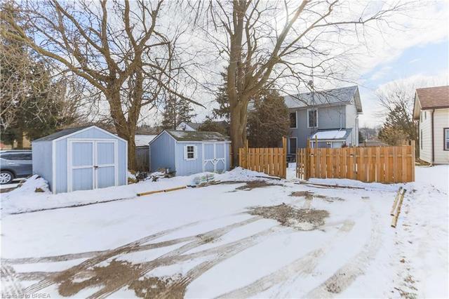 47 West River Street, House semidetached with 3 bedrooms, 1 bathrooms and 3 parking in Brant ON | Image 24