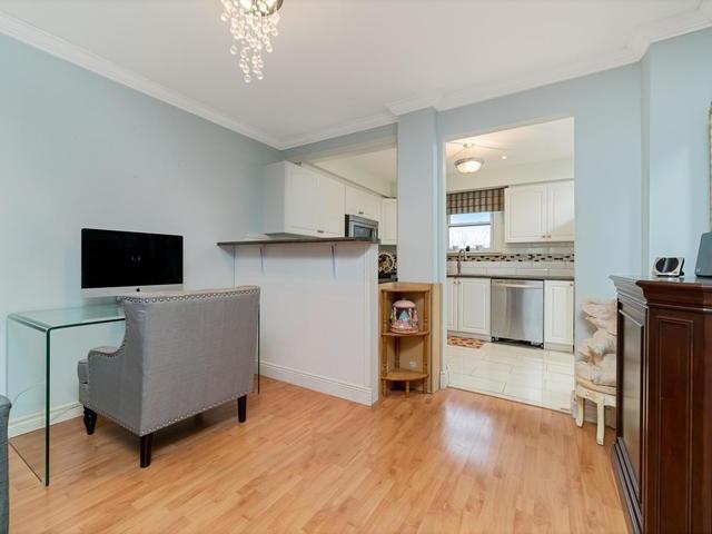 7340 Copenhagen Unit 17 Rd, Townhouse with 3 bedrooms, 2 bathrooms and 1 parking in Mississauga ON | Image 6