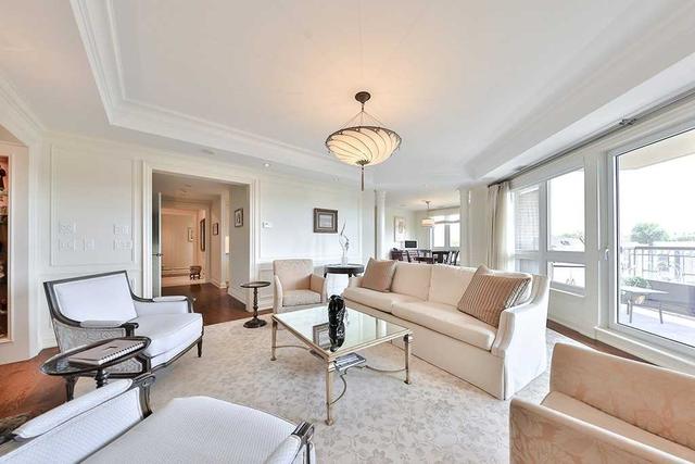 407 - 111 Forsythe St, Condo with 2 bedrooms, 3 bathrooms and 3 parking in Oakville ON | Image 5