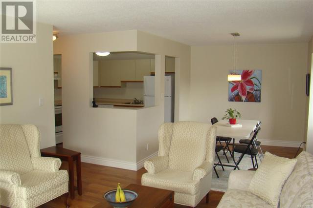301 - 6715 Dover Rd, Condo with 2 bedrooms, 2 bathrooms and 1 parking in Nanaimo BC | Image 11