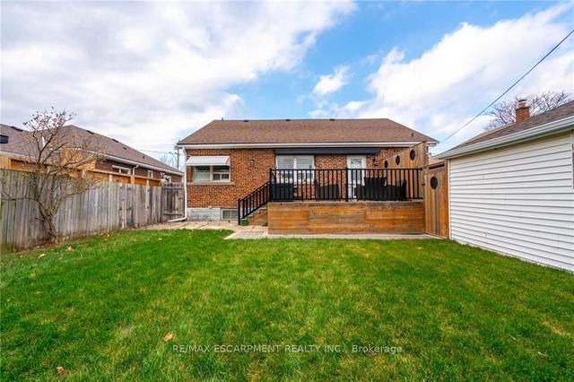 237 Parkdale Ave S, House detached with 3 bedrooms, 2 bathrooms and 2 parking in Hamilton ON | Image 32
