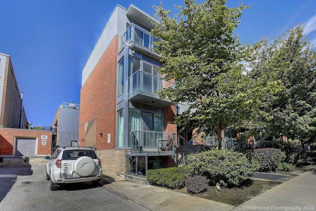 3 - 34 Boston Ave, Townhouse with 3 bedrooms, 2 bathrooms and 1 parking in Toronto ON | Image 12
