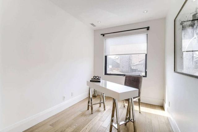 a - 161 Palmerston Ave, Townhouse with 3 bedrooms, 2 bathrooms and 1 parking in Toronto ON | Image 19