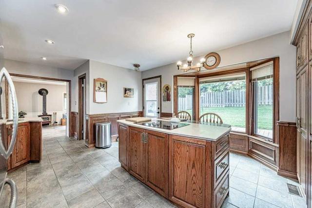 7052 Appleby Line, House detached with 4 bedrooms, 3 bathrooms and 10 parking in Milton ON | Image 2