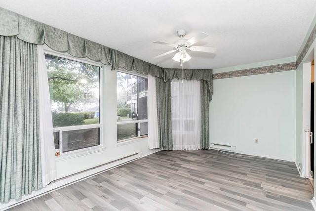 109 - 111 Grew Blvd, Condo with 2 bedrooms, 2 bathrooms and 1 parking in Georgina ON | Image 6