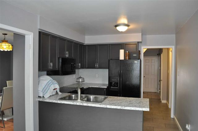 49 Blair Cres, House detached with 4 bedrooms, 3 bathrooms and 6 parking in Barrie ON | Image 13