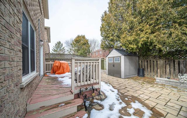 8 Cluett Dr, House attached with 4 bedrooms, 3 bathrooms and 5.5 parking in Ajax ON | Image 18