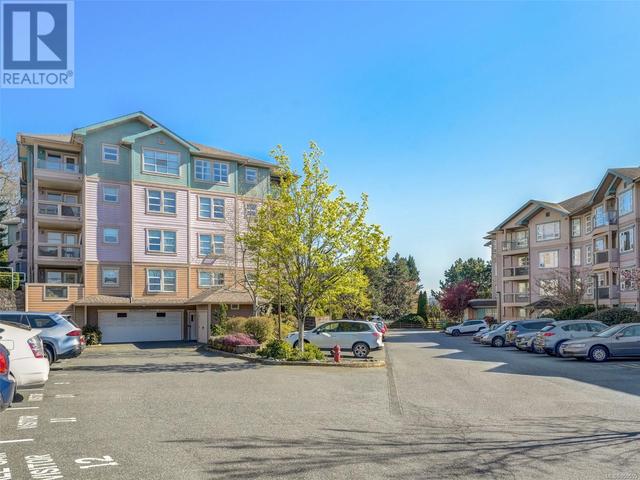 410 - 799 Blackberry Rd, Condo with 2 bedrooms, 2 bathrooms and 1 parking in Saanich BC | Image 25