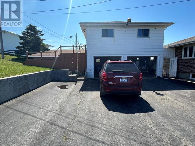 81 Main Street, House detached with 4 bedrooms, 2 bathrooms and null parking in Twillingate NL | Image 4