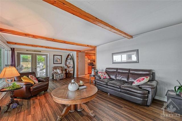 36 R3 Road, House detached with 4 bedrooms, 2 bathrooms and 4 parking in Rideau Lakes ON | Image 8