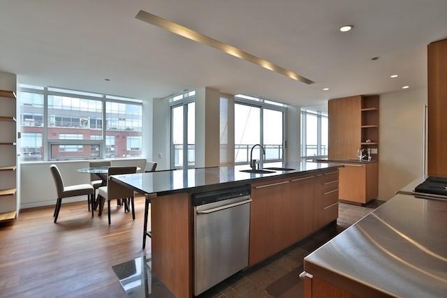 1001W - 500 Queens Quay W, Condo with 2 bedrooms, 3 bathrooms and 2 parking in Toronto ON | Image 8