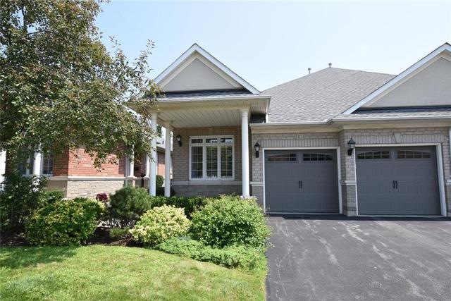 4153 Stonebridge Crescent, House attached with 2 bedrooms, 2 bathrooms and 4 parking in Burlington ON | Image 1