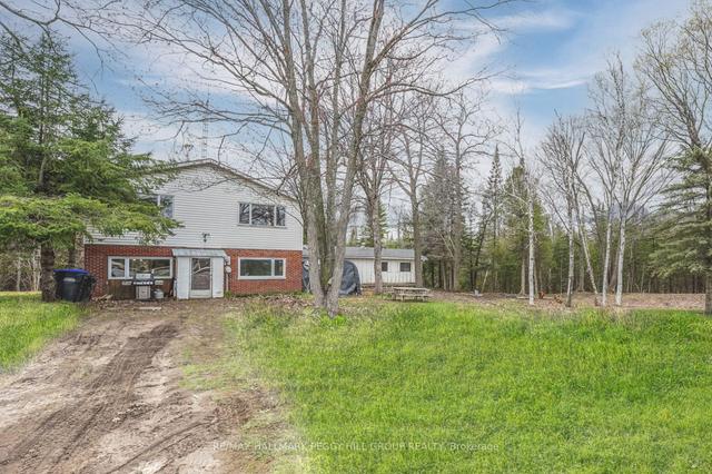 5450 Highway 11 S, House detached with 2 bedrooms, 1 bathrooms and 5 parking in Oro Medonte ON | Image 1