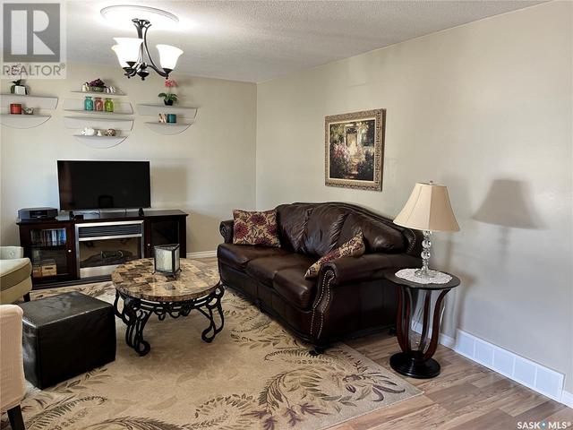 137 East Drive, House detached with 2 bedrooms, 2 bathrooms and null parking in Saskatoon SK | Image 15