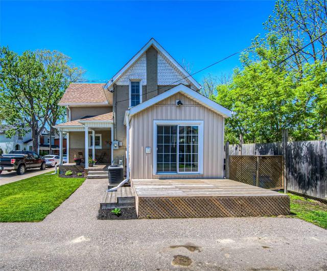 22 Rose Ave, House detached with 2 bedrooms, 2 bathrooms and 2 parking in Brantford ON | Image 23