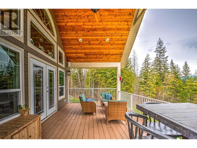 414 Gunter Ellison Road, House detached with 3 bedrooms, 2 bathrooms and 1 parking in North Okanagan F BC | Image 18