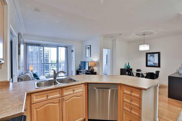 701 - 2 Aberfoyle Cres, Condo with 2 bedrooms, 2 bathrooms and 1 parking in Toronto ON | Image 30