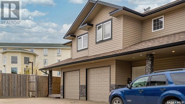 d4 - 33 Wood Lily Drive, House attached with 3 bedrooms, 3 bathrooms and null parking in Moose Jaw SK | Image 1