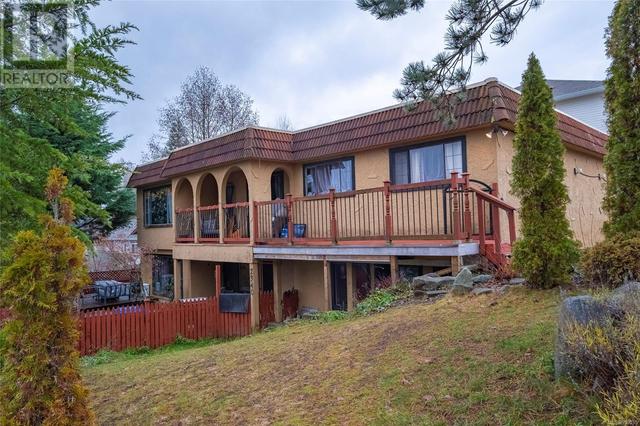 112 Arden Rd, House detached with 6 bedrooms, 4 bathrooms and 4 parking in Courtenay BC | Image 1