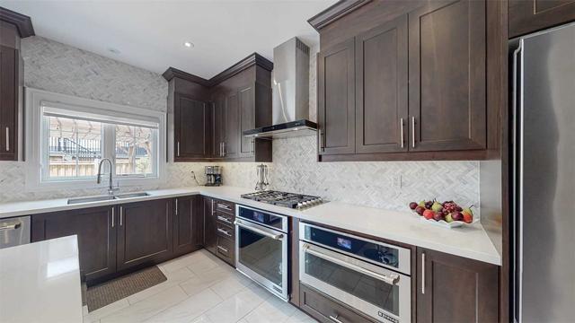 1280 Harrington St, House detached with 4 bedrooms, 5 bathrooms and 6 parking in Innisfil ON | Image 6