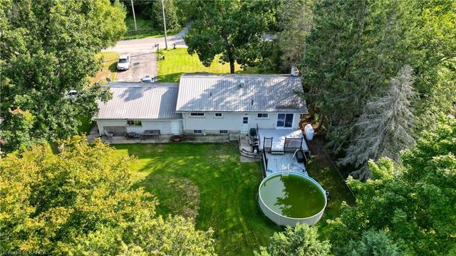 2260 Horning Road, House detached with 4 bedrooms, 2 bathrooms and 7 parking in South Frontenac ON | Image 35