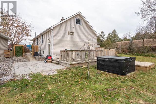 1114 Lakeshore Road, House detached with 3 bedrooms, 2 bathrooms and null parking in Sarnia ON | Image 24