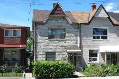 832 Ossington Ave, House attached with 4 bedrooms, 3 bathrooms and 1 parking in Toronto ON | Image 1