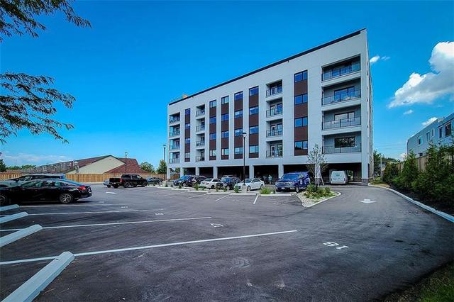 308 - 4514 Ontario Street, Condo with 2 bedrooms, 2 bathrooms and 1 parking in Lincoln ON | Image 4