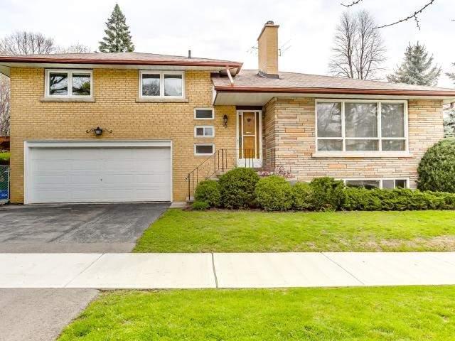 93 Bonnyview Dr, House detached with 3 bedrooms, 2 bathrooms and 2 parking in Toronto ON | Image 1