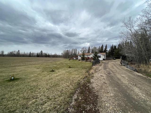 742084 a/b Range Road 35, House detached with 3 bedrooms, 2 bathrooms and null parking in Grande Prairie County No. 1 AB | Image 24