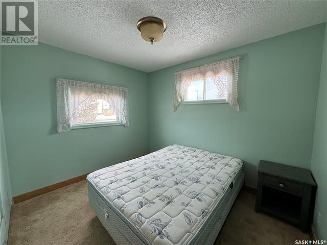 306 3rd Avenue W, House detached with 3 bedrooms, 2 bathrooms and null parking in Biggar SK | Image 10