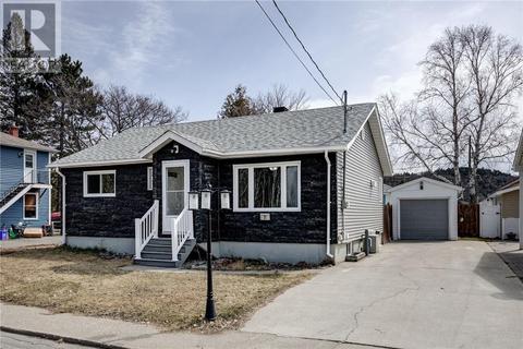 51 Church Street, House detached with 2 bedrooms, 1 bathrooms and null parking in Greater Sudbury ON | Card Image