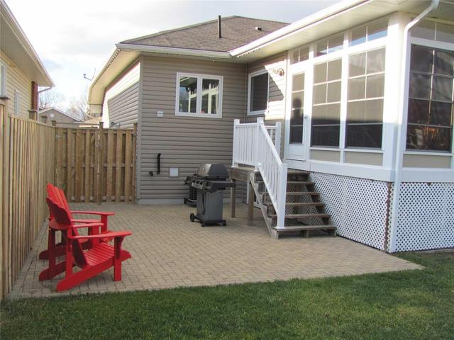 292 Kingsway Ave, House detached with 2 bedrooms, 3 bathrooms and 4 parking in North Bay ON | Image 8