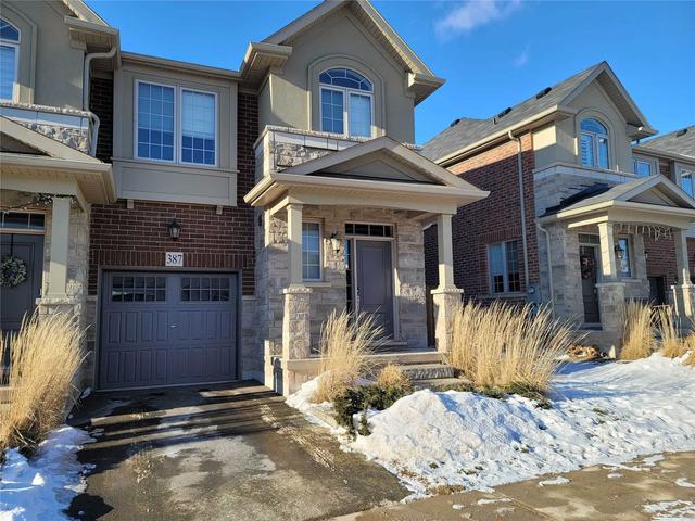 387 Wheat Boom Dr, House attached with 3 bedrooms, 3 bathrooms and 2 parking in Oakville ON | Image 1