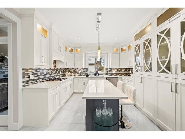 6998 149 Street, House detached with 9 bedrooms, 8 bathrooms and 4 parking in Surrey BC | Image 9