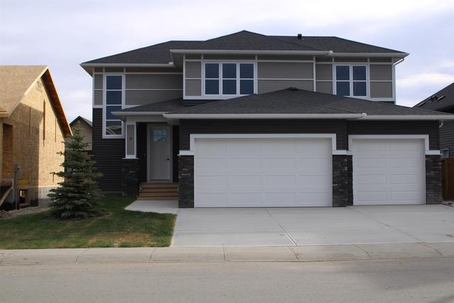 9 Vireo Avenue, House detached with 3 bedrooms, 1 bathrooms and 3 parking in Olds AB | Image 1
