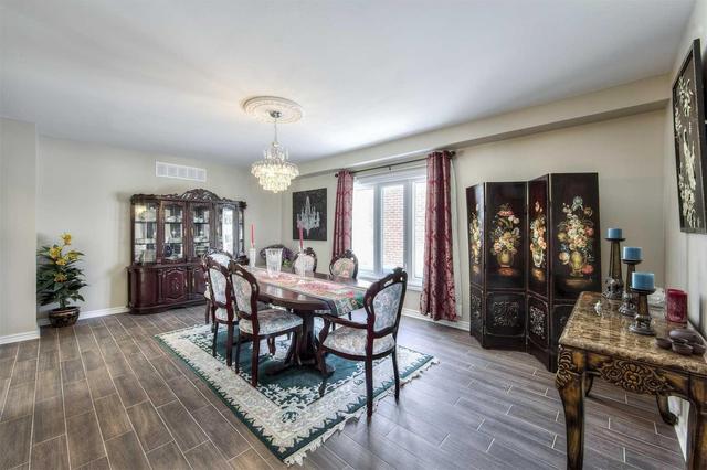 32 Canning Crt, House detached with 5 bedrooms, 5 bathrooms and 10 parking in Markham ON | Image 9