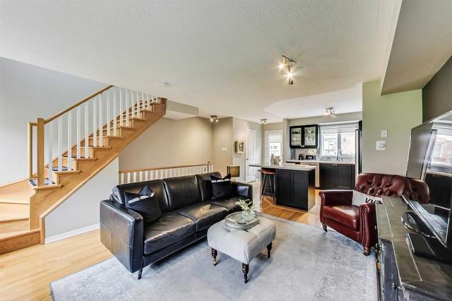 th4 - 130 Tenth St, Townhouse with 2 bedrooms, 3 bathrooms and 2 parking in Toronto ON | Image 12