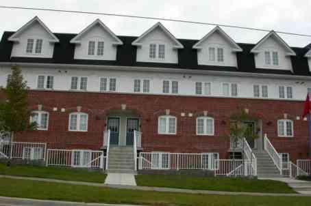 t/h 3 - 593 Kennedy Rd, Townhouse with 3 bedrooms, 2 bathrooms and 1 parking in Toronto ON | Image 1