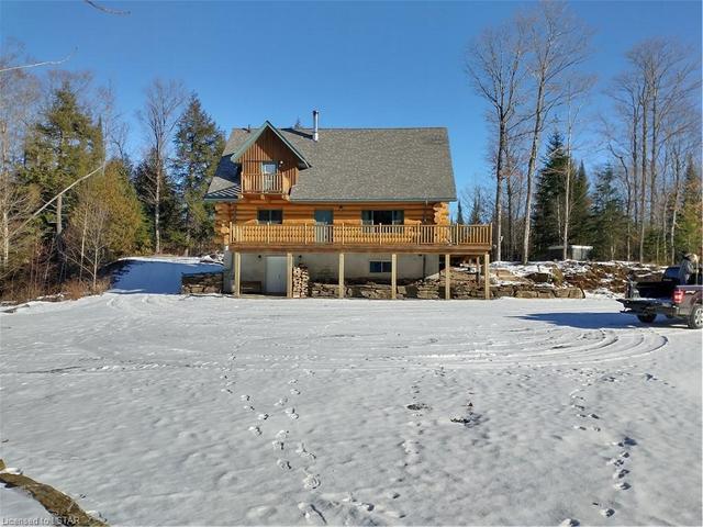 10987 Highway 28, House detached with 3 bedrooms, 3 bathrooms and 12 parking in North Kawartha ON | Image 2