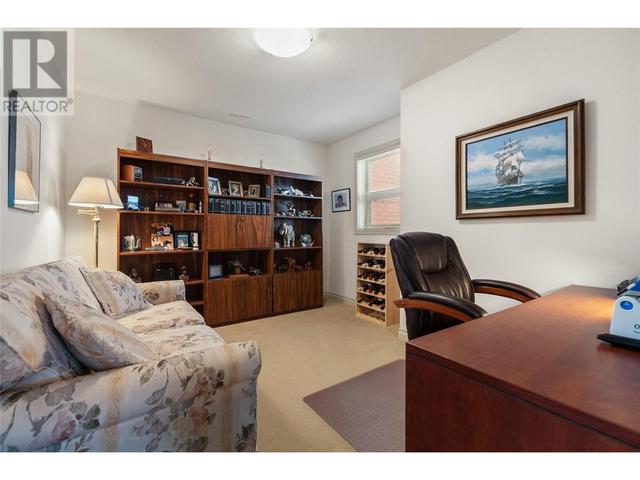 1001 - 2113 Atkinson Street, Condo with 2 bedrooms, 2 bathrooms and 1 parking in Penticton BC | Image 16