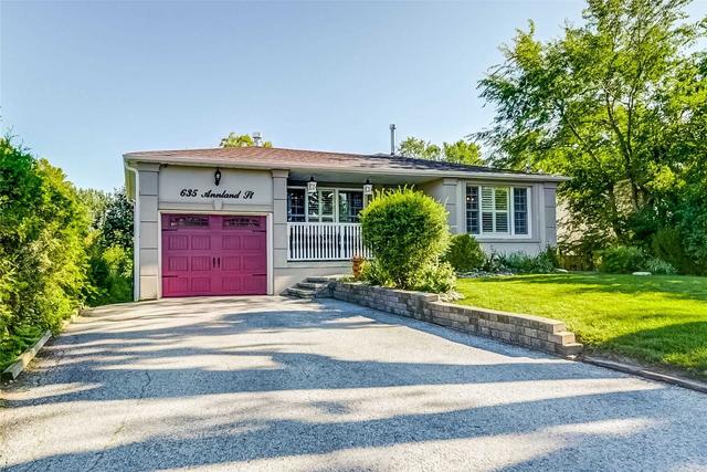 635 Annland St, House detached with 4 bedrooms, 3 bathrooms and 5 parking in Pickering ON | Image 1