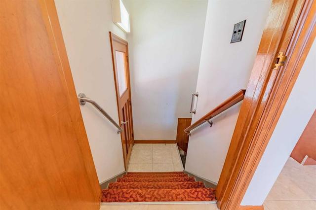 436 East 14th St, House detached with 3 bedrooms, 1 bathrooms and 3 parking in Hamilton ON | Image 24