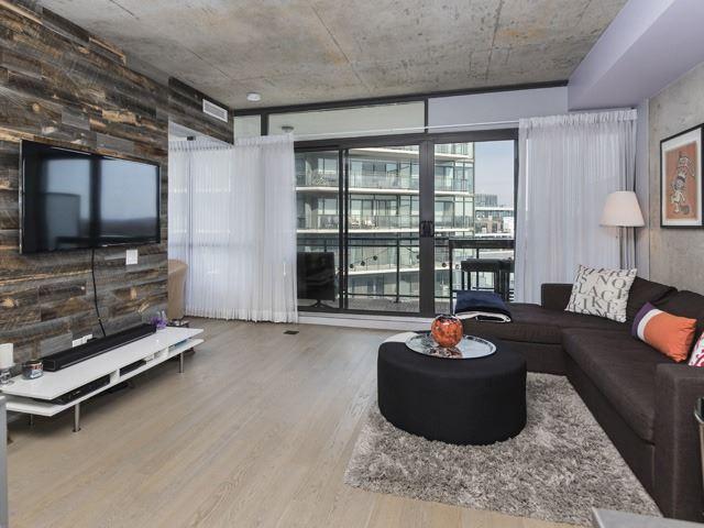 810 - 319 Carlaw Ave, Condo with 2 bedrooms, 2 bathrooms and 1 parking in Toronto ON | Image 6